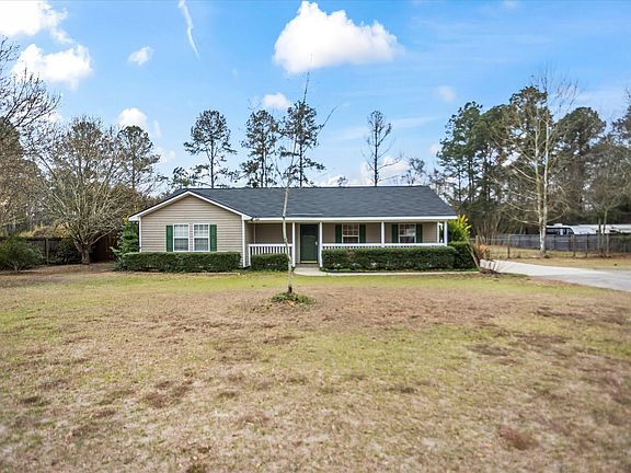 2nd image of 360 Beaverdam Rd