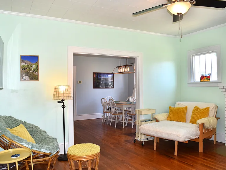 25 Brevard Rd — Photo 16
