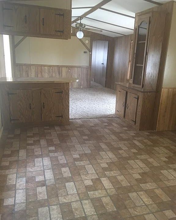 2nd image of 1511 Bluebonnet Hills Dr