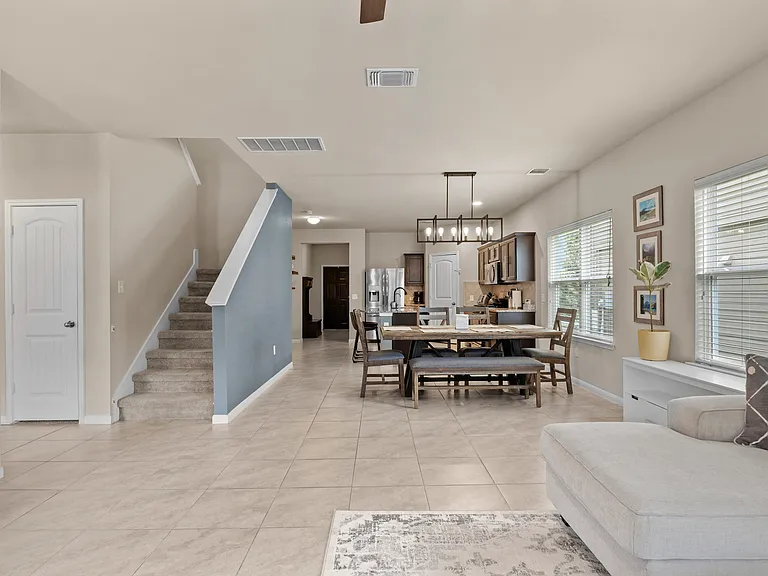6709 San Isidro Dr — Photo 4
