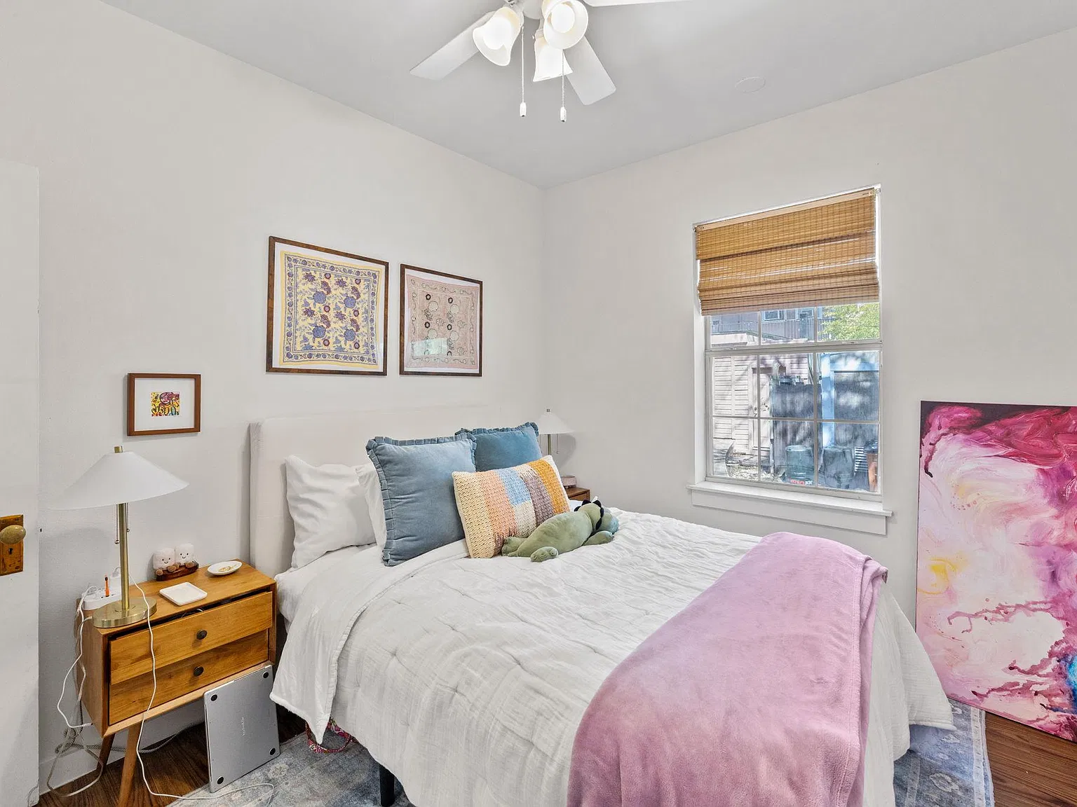 6 bed, 4.0 bath, 2880 sqft, $11,100 — Photo 4