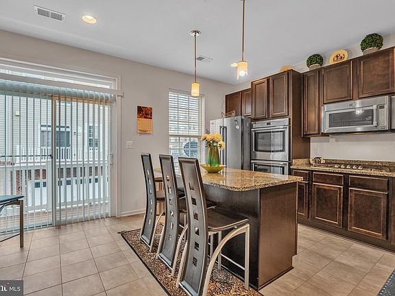 5th image of 1601 Wesbourne Dr