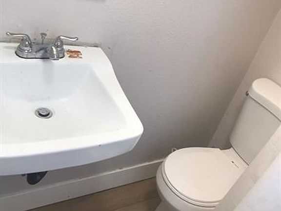 5th image of 200 White St #3