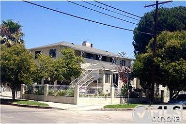5th image of 11617 Archwood St