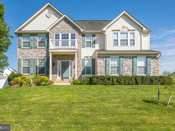49 Sundance Ln, Kearneysville, WV 25430