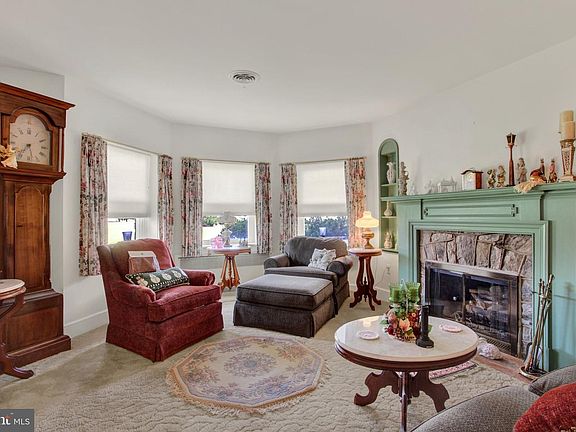 5th image of 15055 Buchanan Trl E