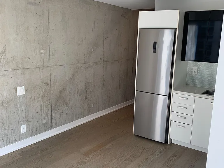 39 Brant St #411 — Photo 6