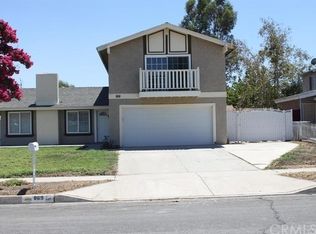 869 W Valencia St, Rialto, CA 92376