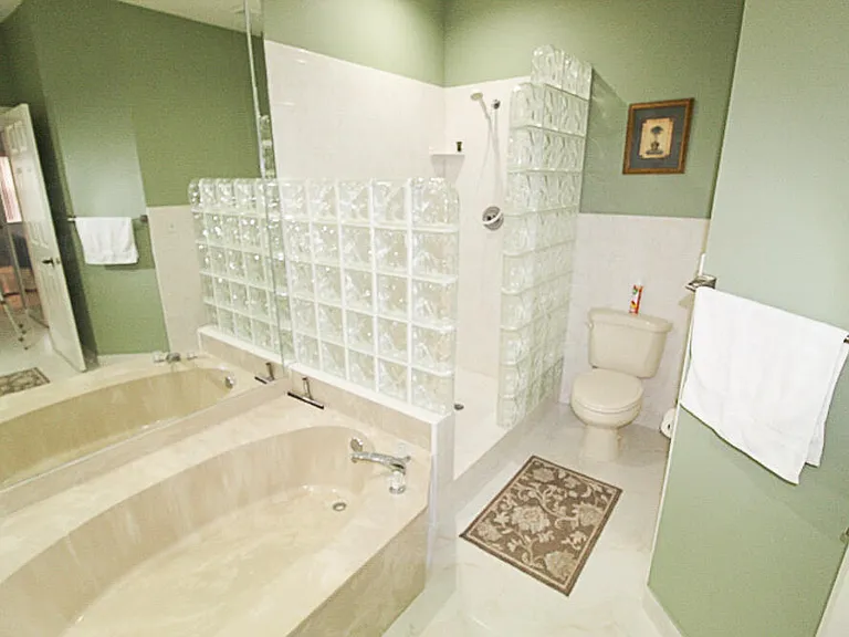 886 Windermere Way — Photo 20