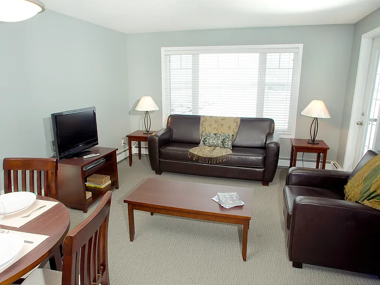 302-A/B Parsons Creek Dr — Photo 2