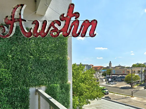 605 W 29th St #1/2, Austin, TX 78705