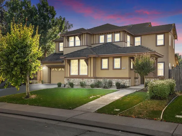 1003 Waterford Dr, West Sacramento, CA 95605