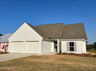 204 Crestwood Pl, Madison, MS 39110