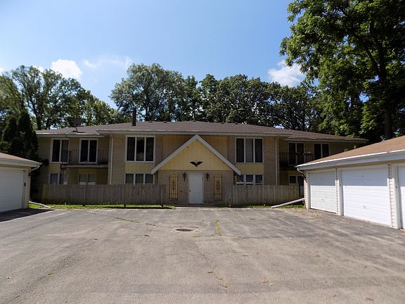 4th image of 4744 Wolverton Ln APT D