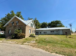 212 N Main St, Van Orin, IL 61374