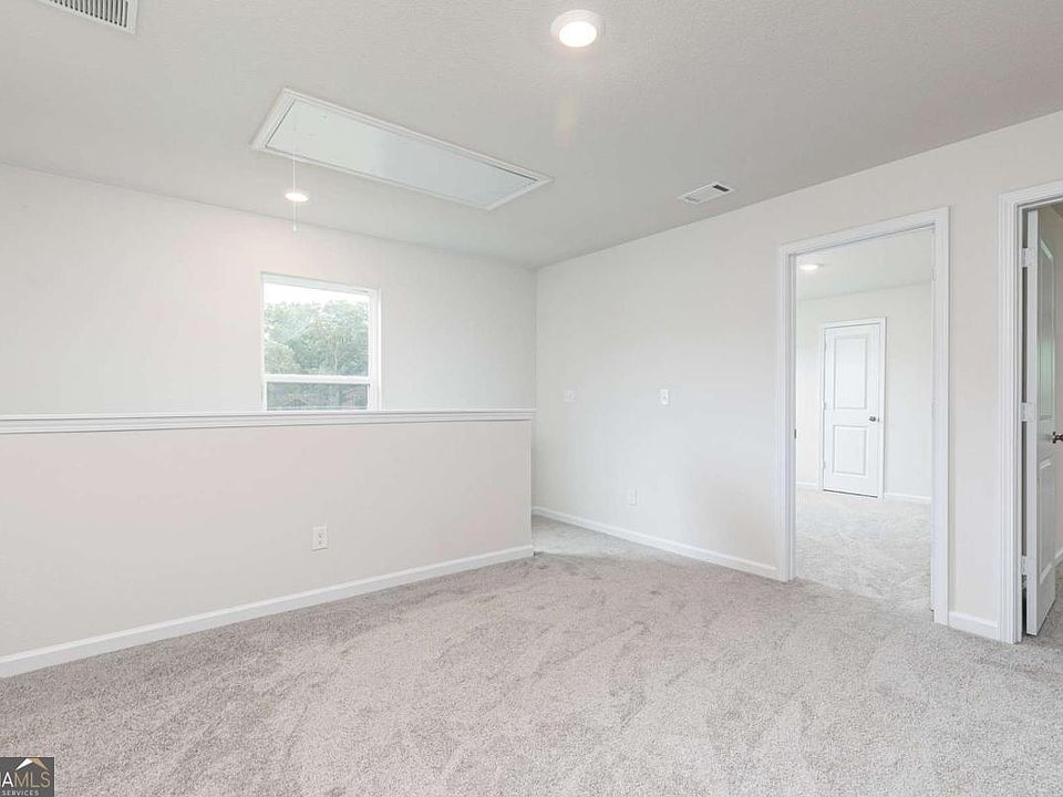 1st image of 393 Sand Dune Way