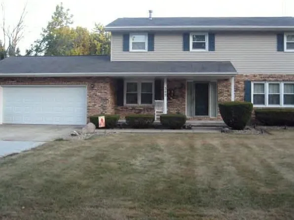 349 E Church St, Lovington, IL 61937