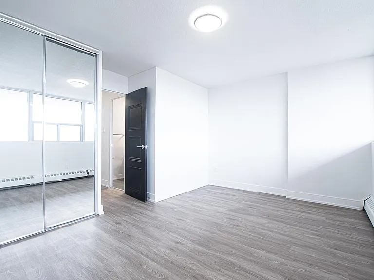59 Concession St — Photo 12