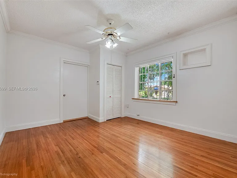 902 Lisbon St — Photo 12
