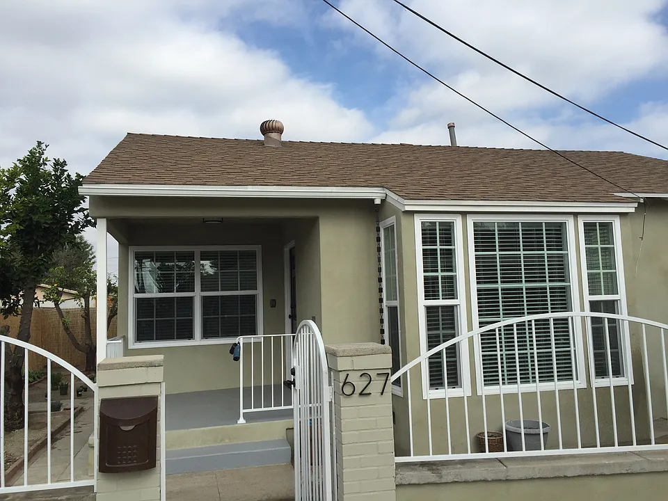 627 E Central Ave