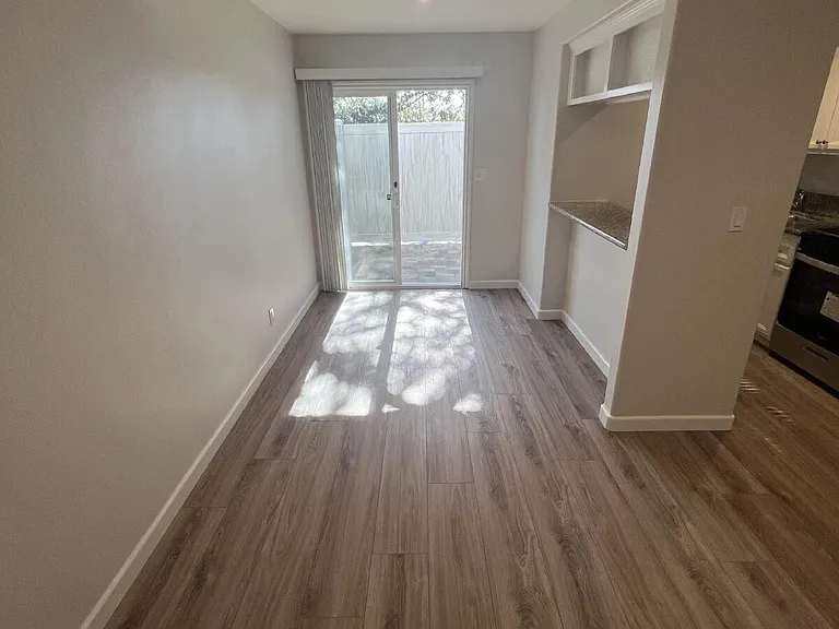 404 Highland Dr — Photo 6