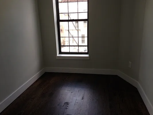 Rented by Premier Metro Realty Corp | media 43