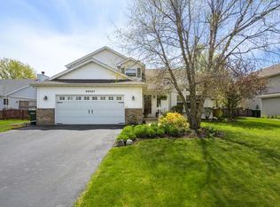 26507 W Stonebriar Way, Channahon, IL 60410