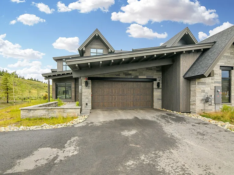 140 Monitor Dr — Photo 61