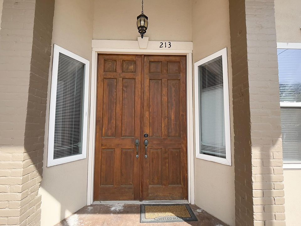 1st image of 213 N Wright St #213