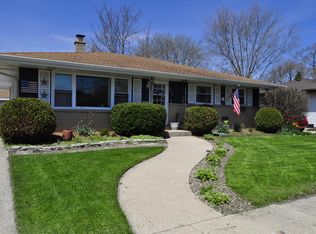 8348 25th Ct, Kenosha, WI 53143