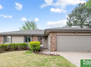 17007 Shirley St, Omaha, NE 68130