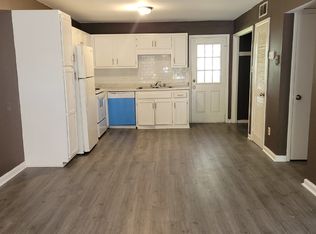 201 8th Ave SW APT B, Decatur, AL 35601