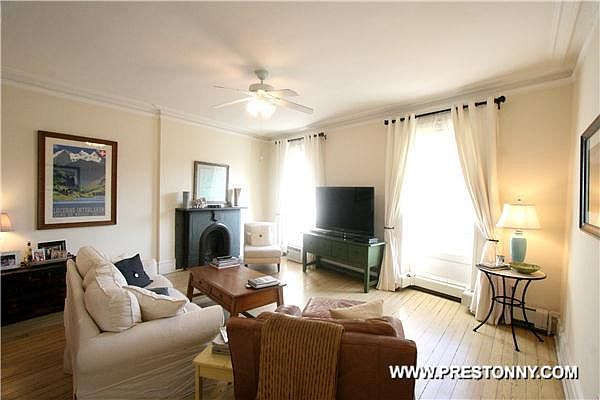 1st image of 18 Abingdon Sq APT 10