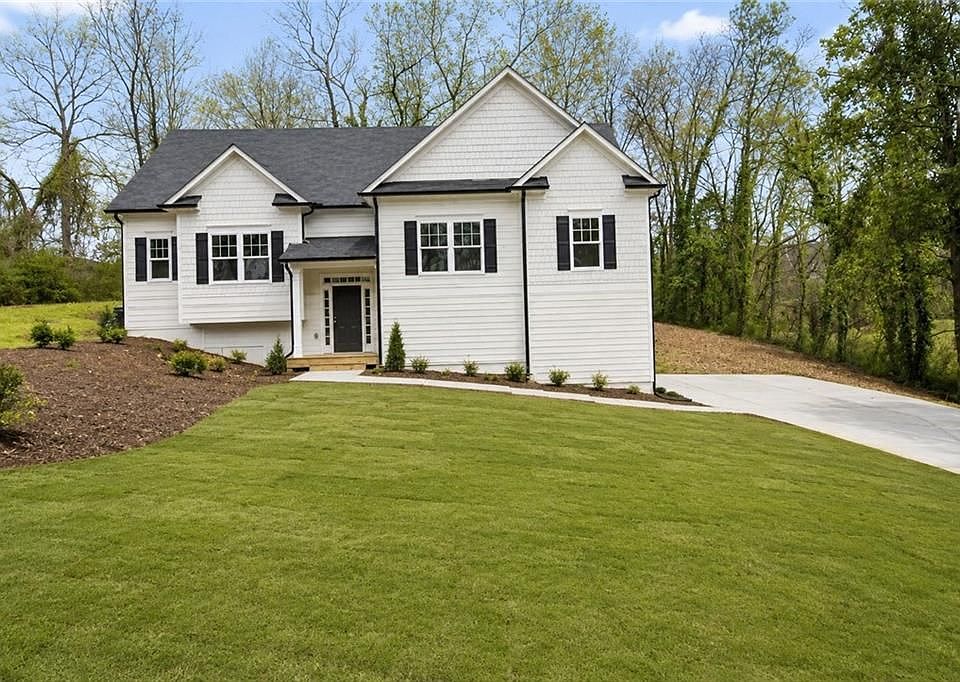 1st image of 3709 Centerview Dr
