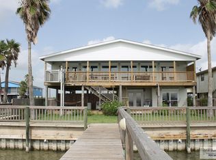 732 N Shore Dr, Port Mansfield, TX 78598