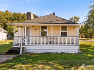 160 Pershing Ave, Carbonado, WA 98323