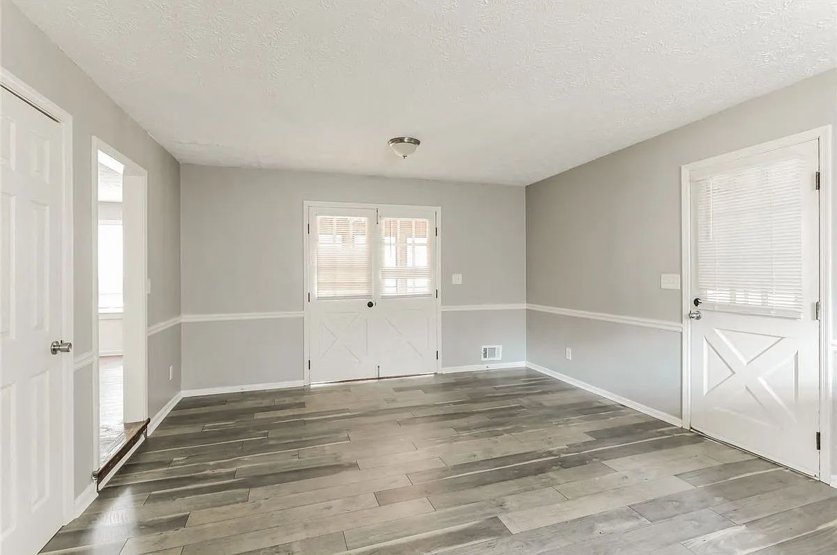 5344 Cumberland Way — Photo 3