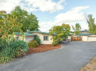3233 Sycamore Way, Medford, OR 97504