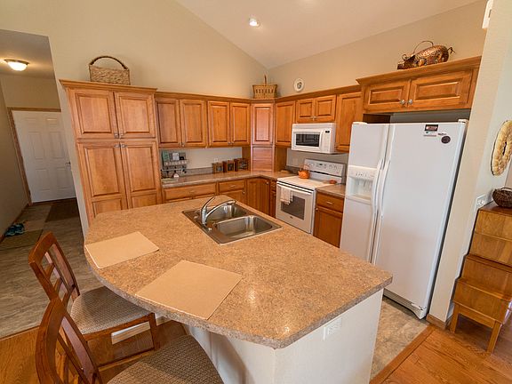 Photos of similar floor plan
