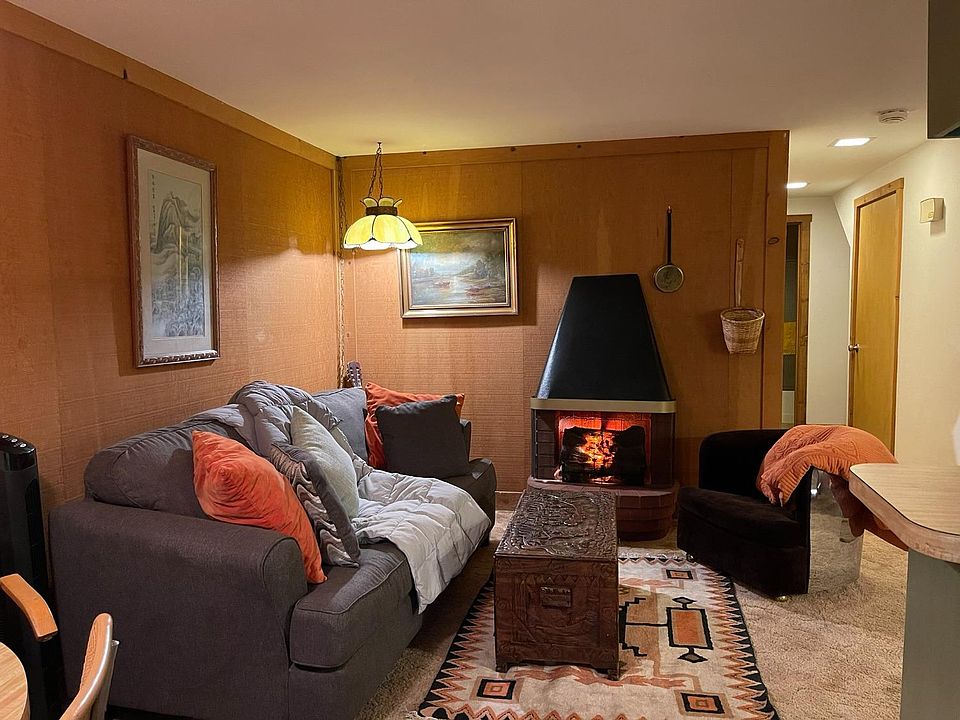1st image of 200 Creekside Dr #80