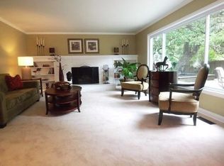 4100 Reinhardt Dr, Oakland, CA 94619