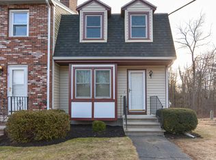 36 Tenney Rd APT 4, Sandown, NH 03873