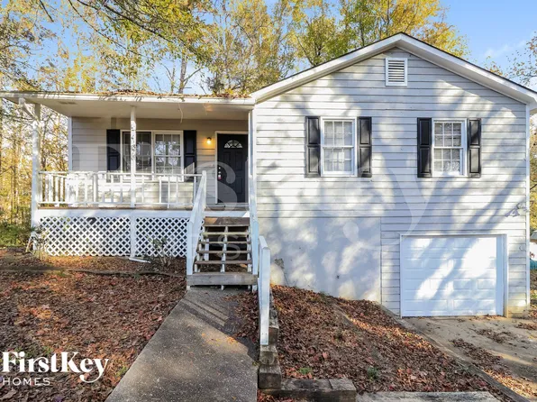 592 Valerie Cir, Hiram, GA 30141