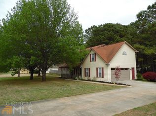 611 Lora Smith Rd, Newnan, GA 30265