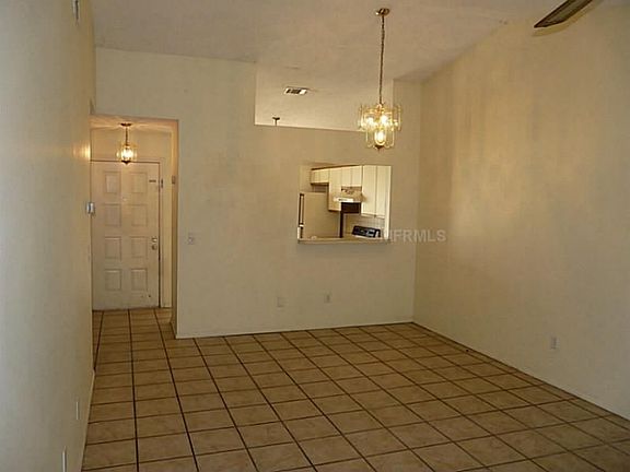 2nd image of 56 Silver Oak Cir
