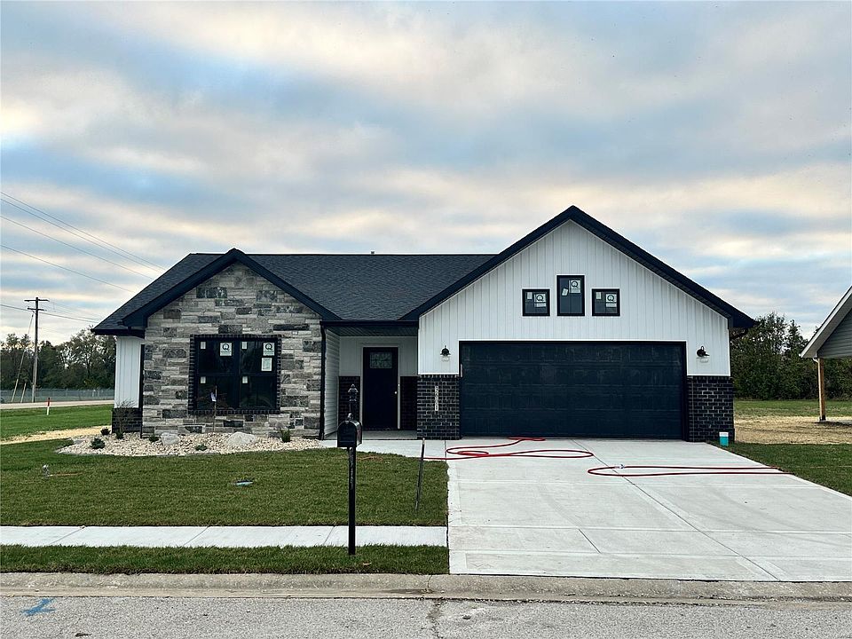 1st image of 3601 Justine Dr