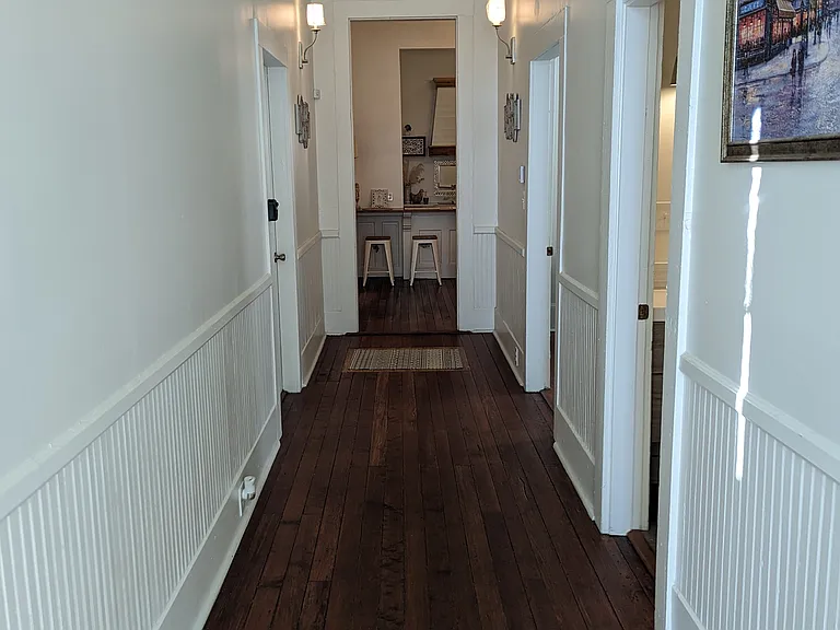 456 Augusta St — Photo 9