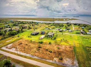 1800 Anderson Ave, Port Bolivar, TX 77650