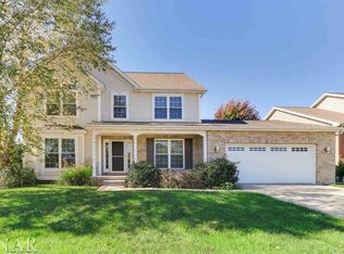 1107 Longford Ln, Bloomington, IL 61704