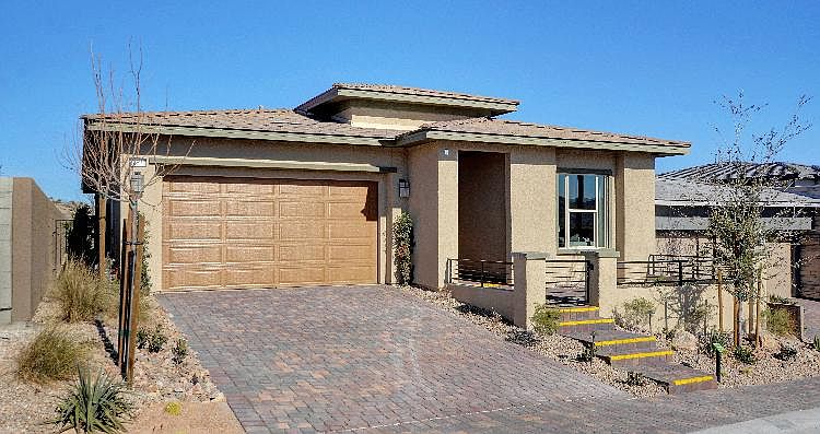 Woodside Homes - Avila Plan - Model Home